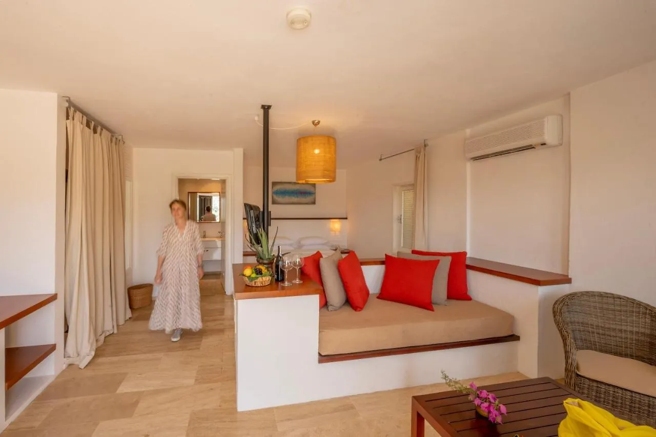 4Reasons Hotel + Bistro | 12+ Yalıkavak