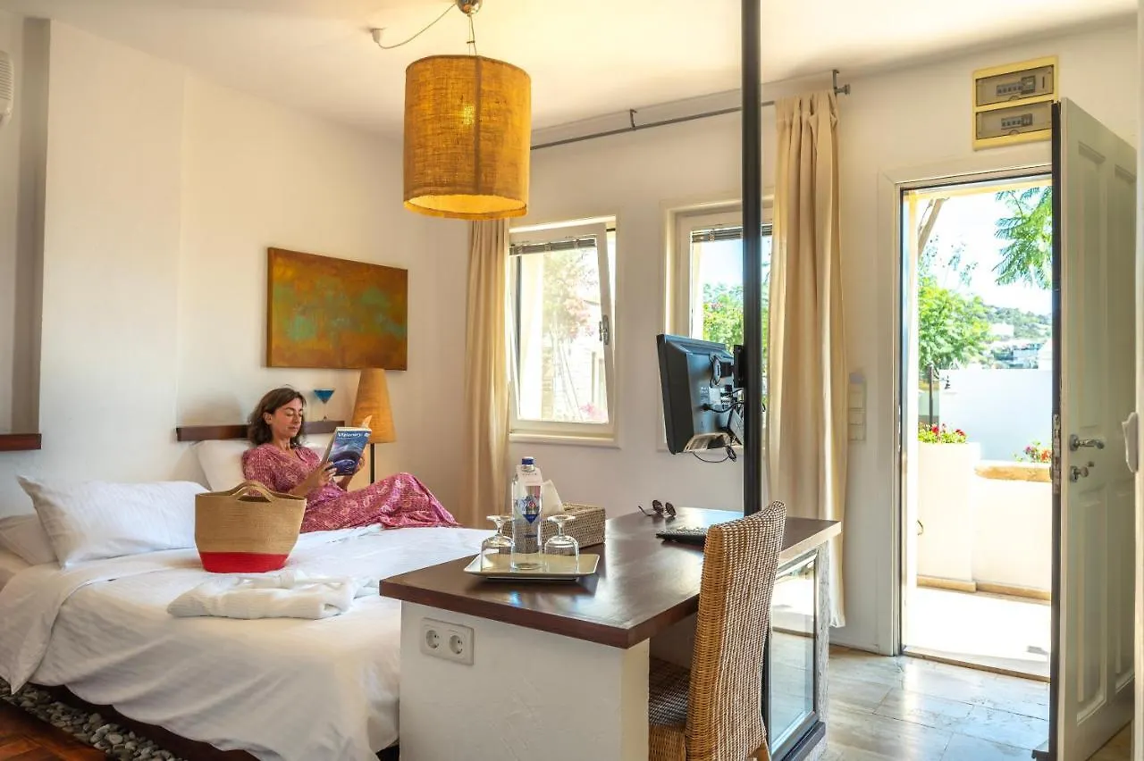4Reasons Hotel + Bistro | 12+ Yalıkavak