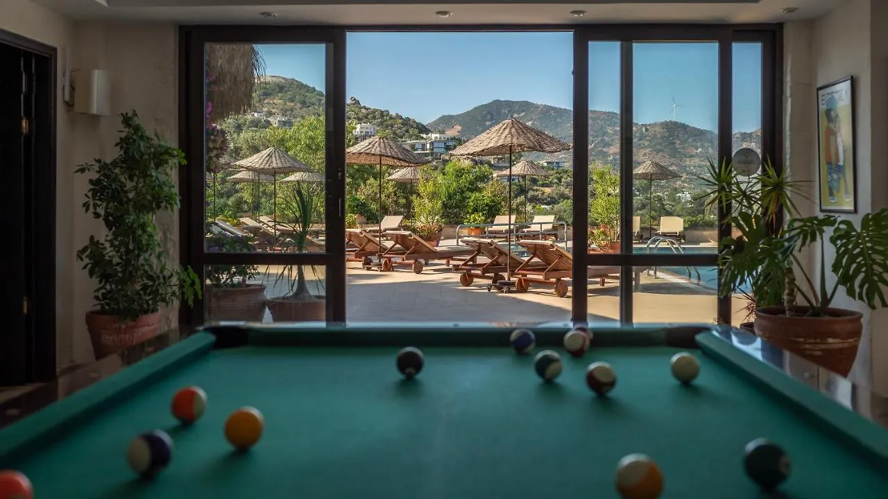 4Reasons Hotel + Bistro | 12+ Yalıkavak Turquie