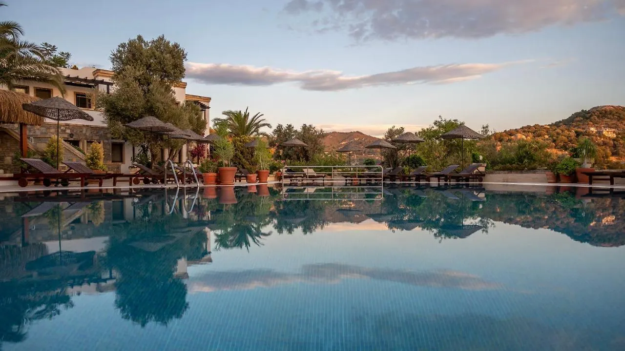 4Reasons Hotel + Bistro | 12+ Yalıkavak