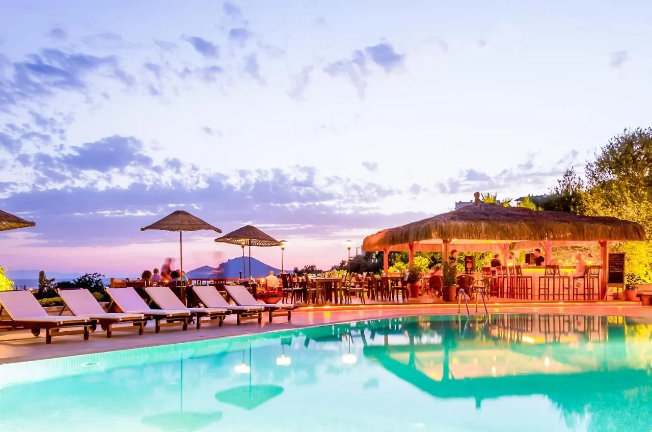 ****  4Reasons Hotel + Bistro | 12+ Yalıkavak Turquie