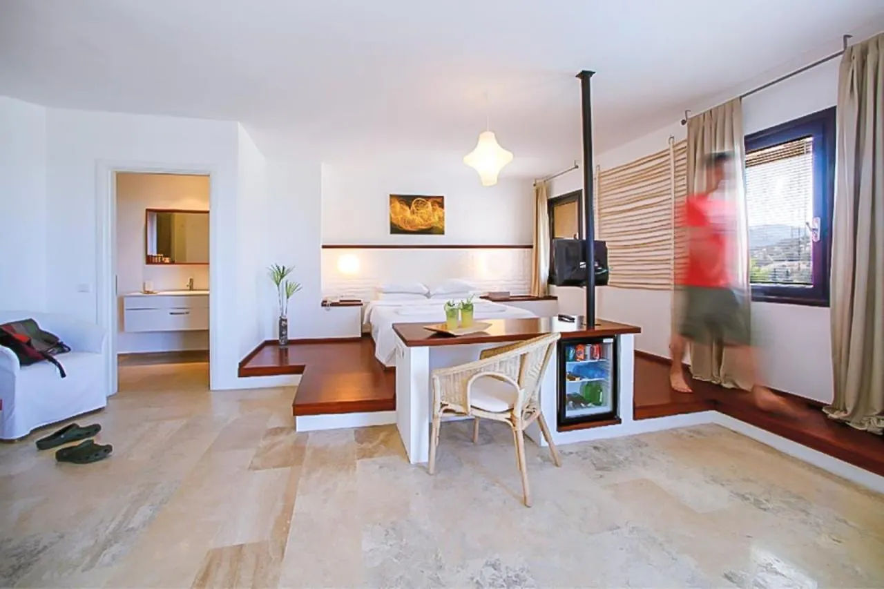 4Reasons Hotel + Bistro | 12+ Yalıkavak 4*,